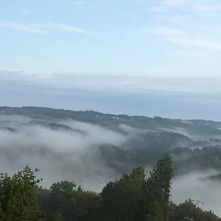 La De Cesar Les Eyzies De Tayac Sireuil (Dordogne)